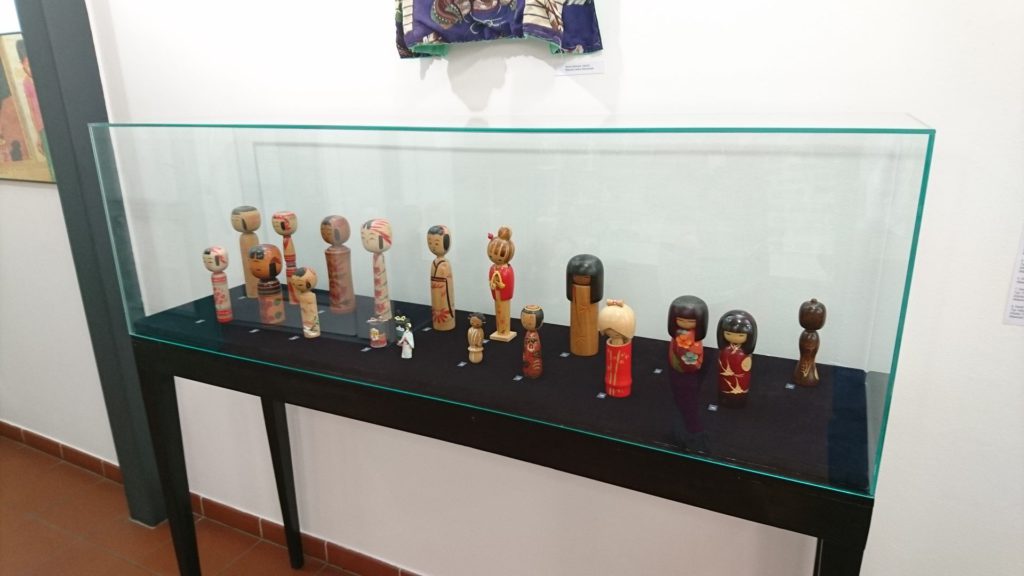 lalki japońskie - wystawa w toruniu